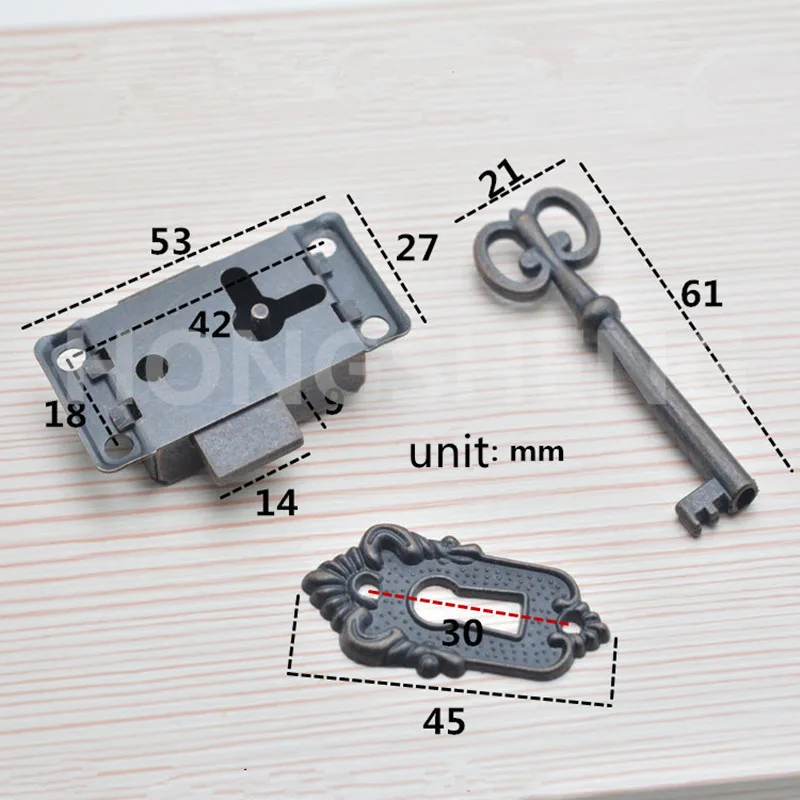 1pcs New Cabinet Door Lock Set Key Antique Quartet Classical Lock Decorative Furniture Kitchen Box Drawer Lock QDD9578