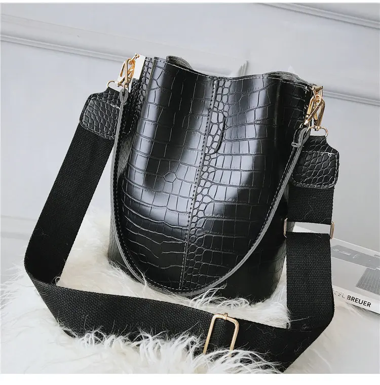 Новая Корейская Сумка-ведро с крокодиловым узором Ретро Широкий плечевой ремень сумка-мессенджер женская большая сумка C43-10 - Цвет: Черный
