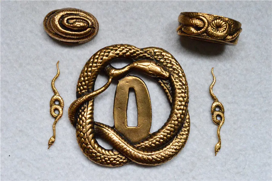 Красивая медная змея Tsuba Menuki Fuchi Кашира для японского меча Катаны | Дом и сад