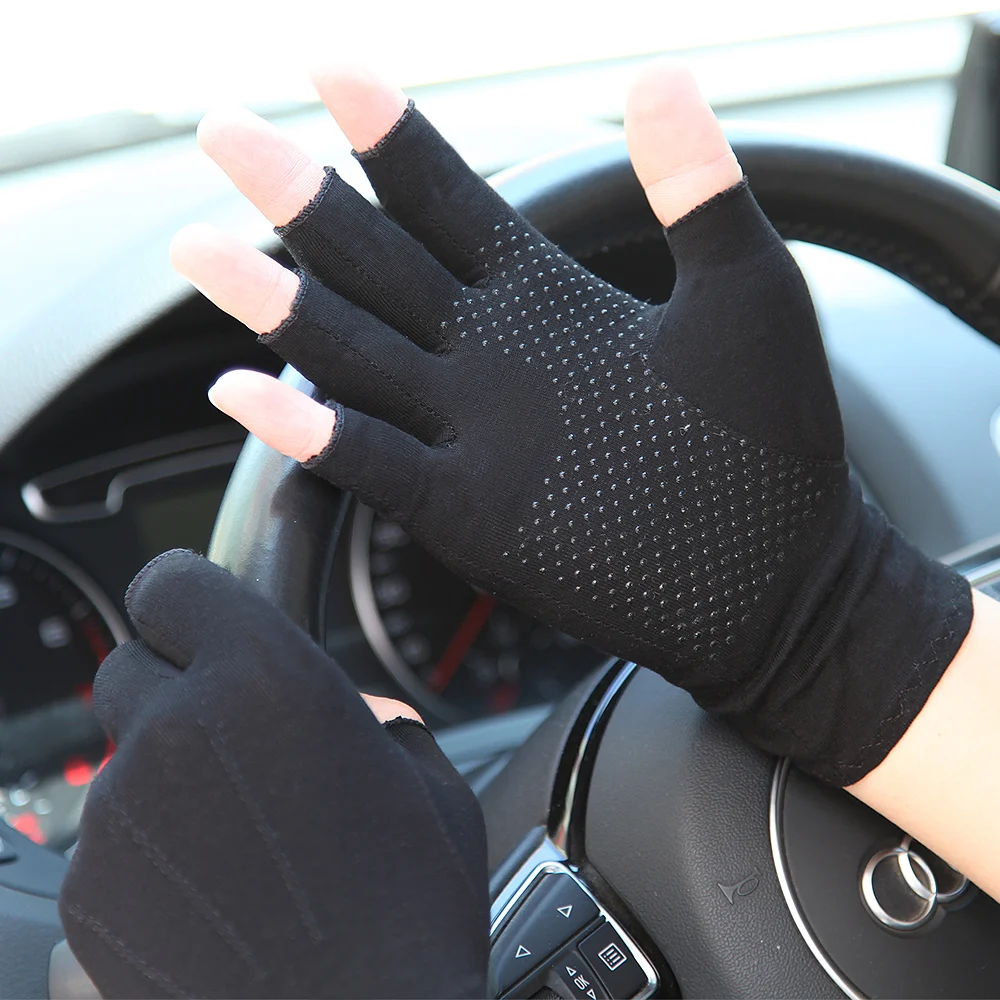 

Summer Gloves Unisex Semi-Finger Sunscreen Gloves Man Woman Thin Non-Slip Driving Cotton Half Finger Mittens Male Female SZ109N