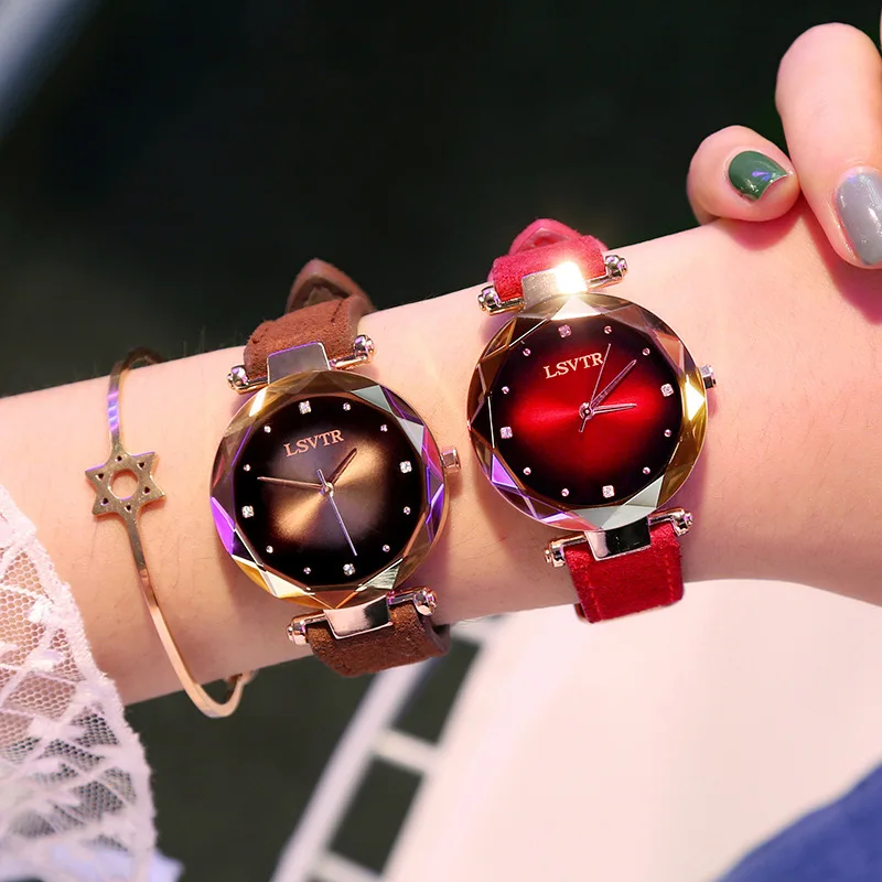 Fashion Women Watches 2019 Luxury Diamond Ladies Starry Sky Watch Leather Quartz Female Wrist Watches Best Gift relogio feminino
Fashion Women Watches 2019 Luxury Diamond Ladies Starry Sky Watch Leather Quartz Female Wrist Watches Best Gift relogio feminino