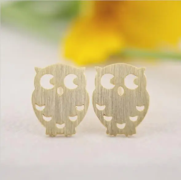 

Fashion owl stud earrings