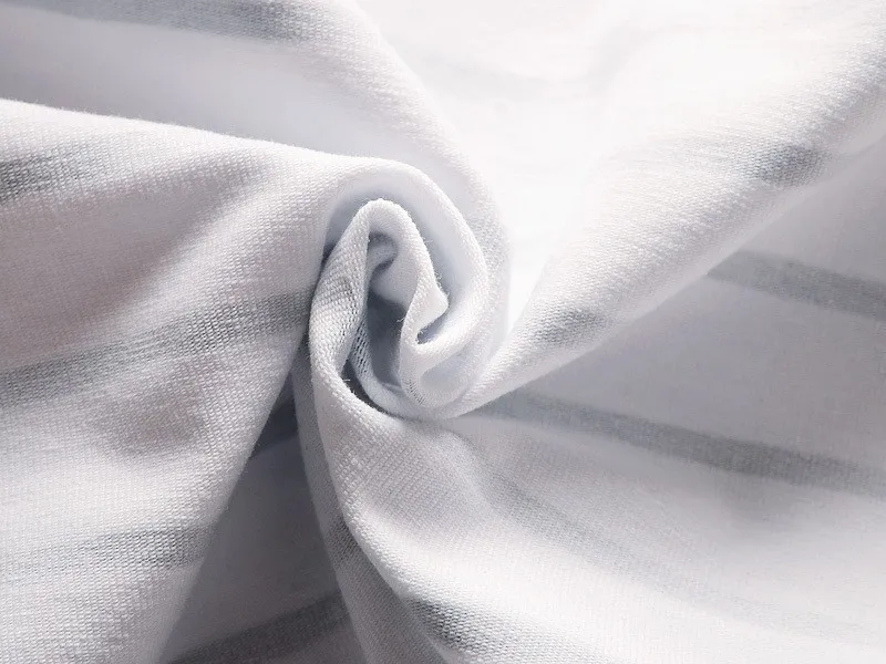 3102281551_883960302