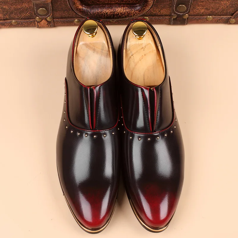 

Yomior Handmade Men Shoes Fashion Rivet Man Business Dress Loafers Black Shoes Oxfords Breathable Formal Wedding Shoes Big Size