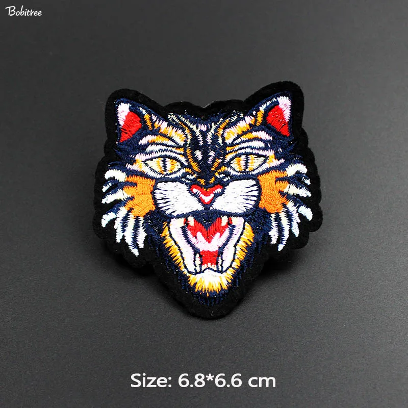 

Cartoon Animal Tiger Patch Fabric Ironing Badges Embroidered Sewing Stickers Applique for Clothes Jacket Decoration