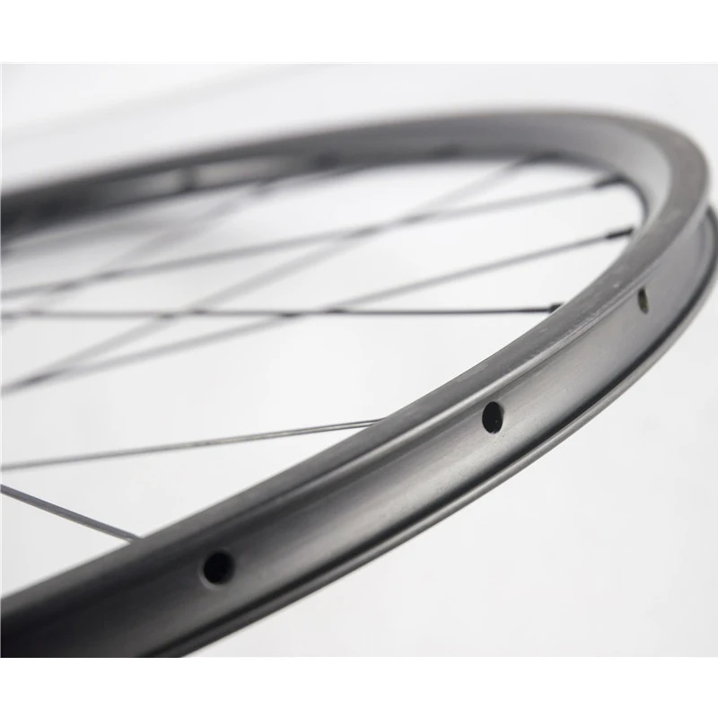 Sale New arrival chinese carbon wheelset 24mm depth road wheels with 23mm width clincher in glossy bicycle wheel 5