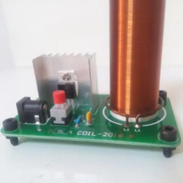 

12V Electronic toys Tesla coil wireless transmission PCB lighting plate spray