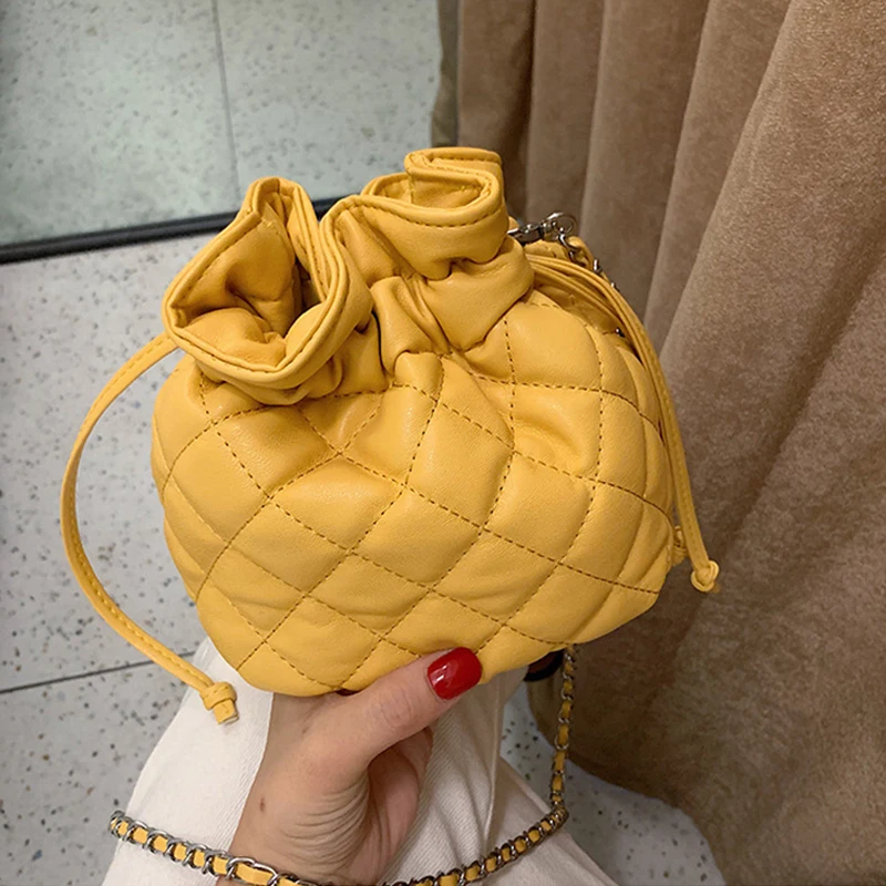 

Rhombus Handbag 2019 New Fashion Embroidery Thread Chain Small Bag Sen Bucket-shaped Shoulder Messenger Bag