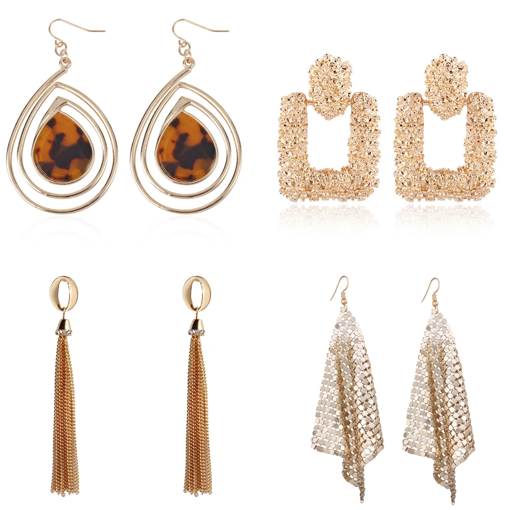 

A Pair Stylish Elegant Golden Glittering Trendy Drop Earrings Jewelry Rhinestone For Girls Woman Party Night Wedding Dress Up