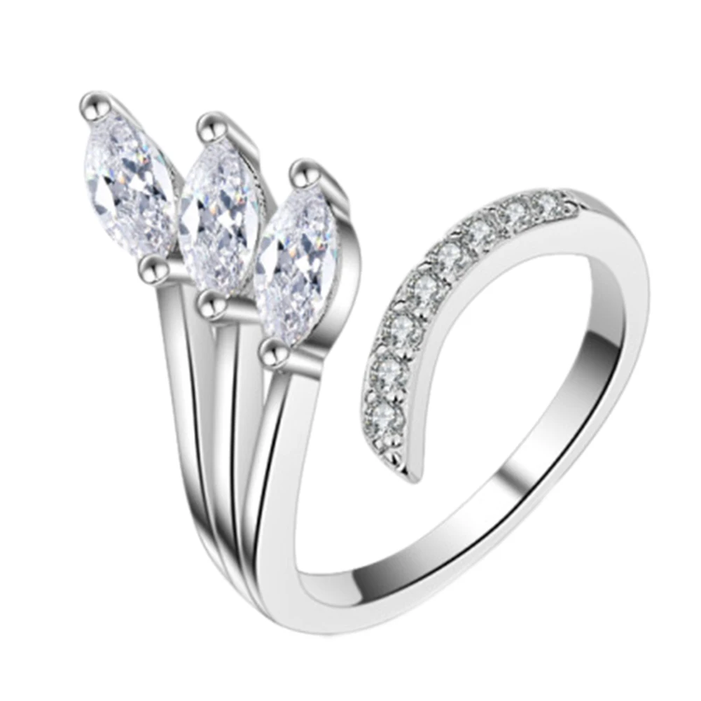 New Fashion Three Peacock Tails Brilliant Rhinestone Ring Fine Jewelry