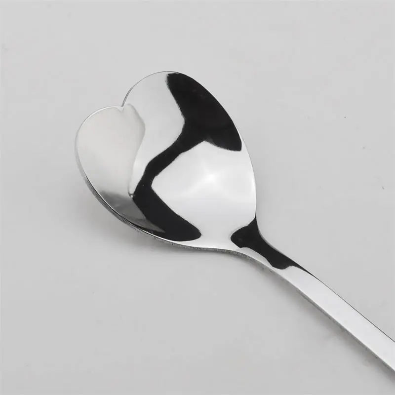 Heart-shaped Stainless Steel Spoon Portable Metal Coffee Teaspoon Creative Love Heart Shaped Wedding Party Gift Dinnerware