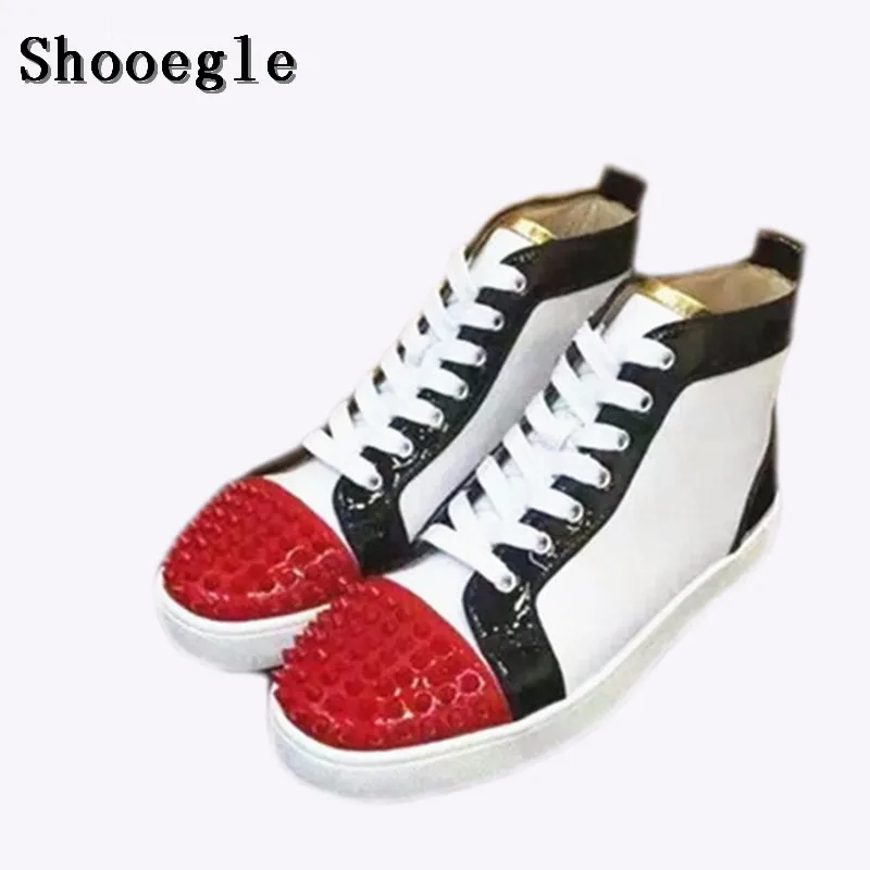Shooegle белая Лоскутная Заклёпки Мужская обувь модные заклепки Для мужчин S Hightop Спортивная обувь без каблука Повседневная обувь Человек Zapatillas Hombre размер 38-47