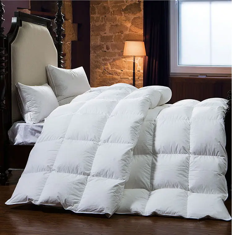 

The most warm and comfortable Three colors winter Warm silky 100% Goose down comforter king queen full twin size quilts