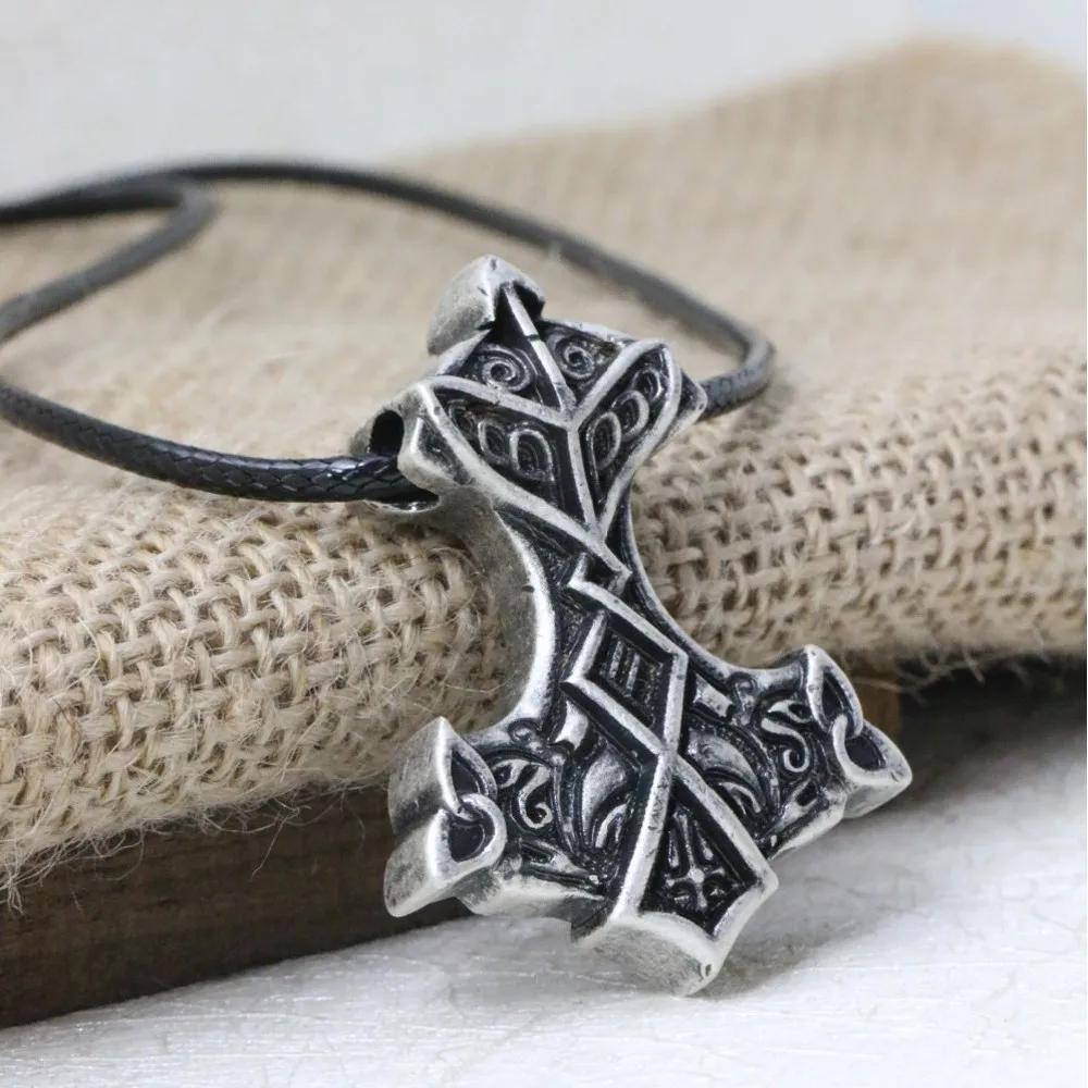 mjolnir pendant