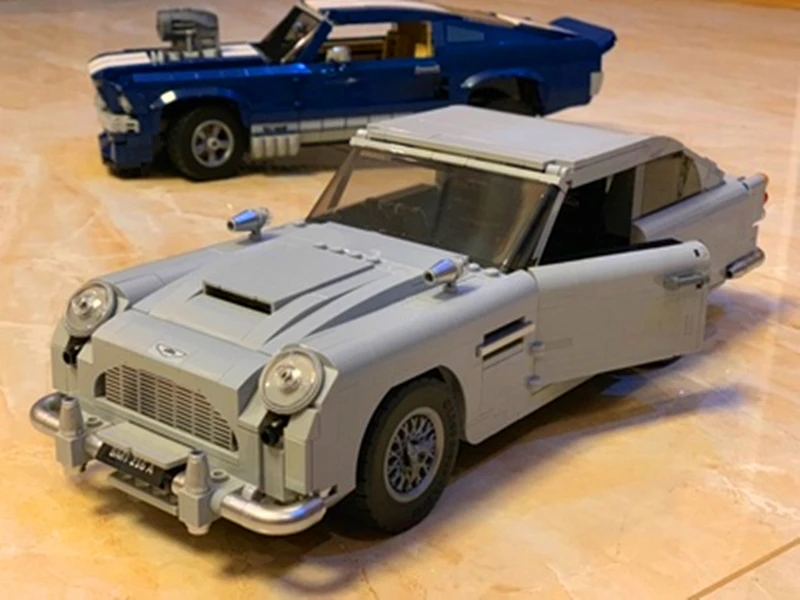 Creator Aston Martin VS Ford Mustang Building Blocks Kit Bricks Sets Classic 10262 10265 Car Model Toys Compatible Legoe 21047