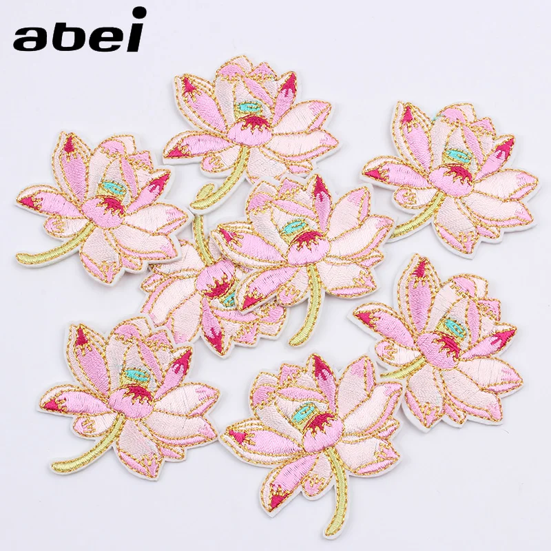 

5pcs/lot Embroidered Lotus Patch Iron On Sew On Flower Sticker DIY Jeans Backpack Coats Sewing Appliques Handmade Pants Badge