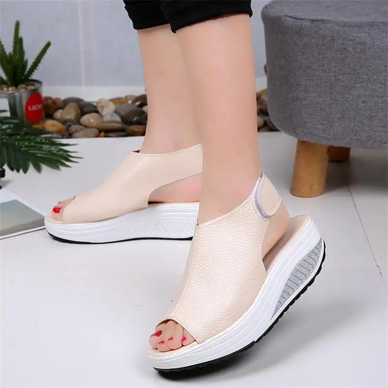 

Leisure Platform Summer Women Sandals Soft Bohemia Wedges Beach Sandals Female Flip Flops Ladies Footwear Women Shoes DC168