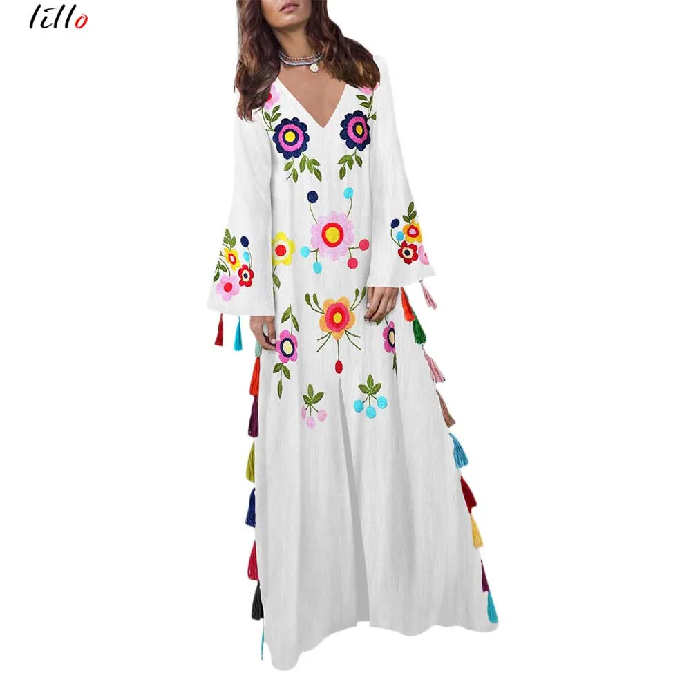 

2019 new hot retro Indie Folk print v-neck long dress unique tassel design spring summer dress V-neck loose high quality dress