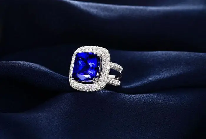 

Luxury 6.8 carat 925 sterling silver tanzanite inlaid synthetic diamant ring sapphire wedding engagement jewelry for women (CM)