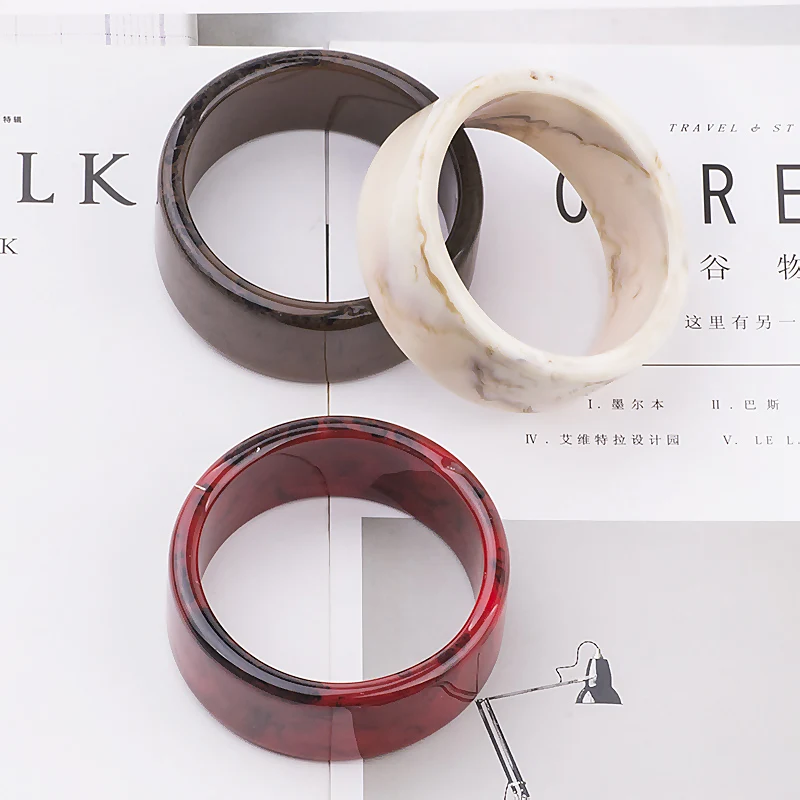 Classic Resin Cuff Fashion Bracelets Bangles for Women Red Acrylic Balck Spot Bracelets Female Wedding Gifts Charm New Jewelry (1)
