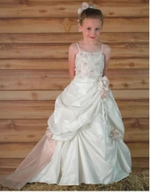 2014 New hot arrival fashion first communion dresses appliques beaded satin sweep train flower girl dresses vestido de daminha quality pretty satin flower hem trailing girl dresses 2018 beaded appliqued dresses for girls kids prom dresses vestido daminha