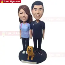 Топпер для свадебного торта с собачкой на заказ, индивидуальная глиняная Статуэтка с головой, основанная на фото клиента, медсестры, кукольная Статуэтка