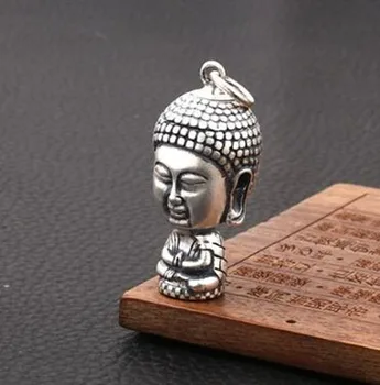 

Exquisite Tibetan silver carving Sakyamuni Buddha small pendant