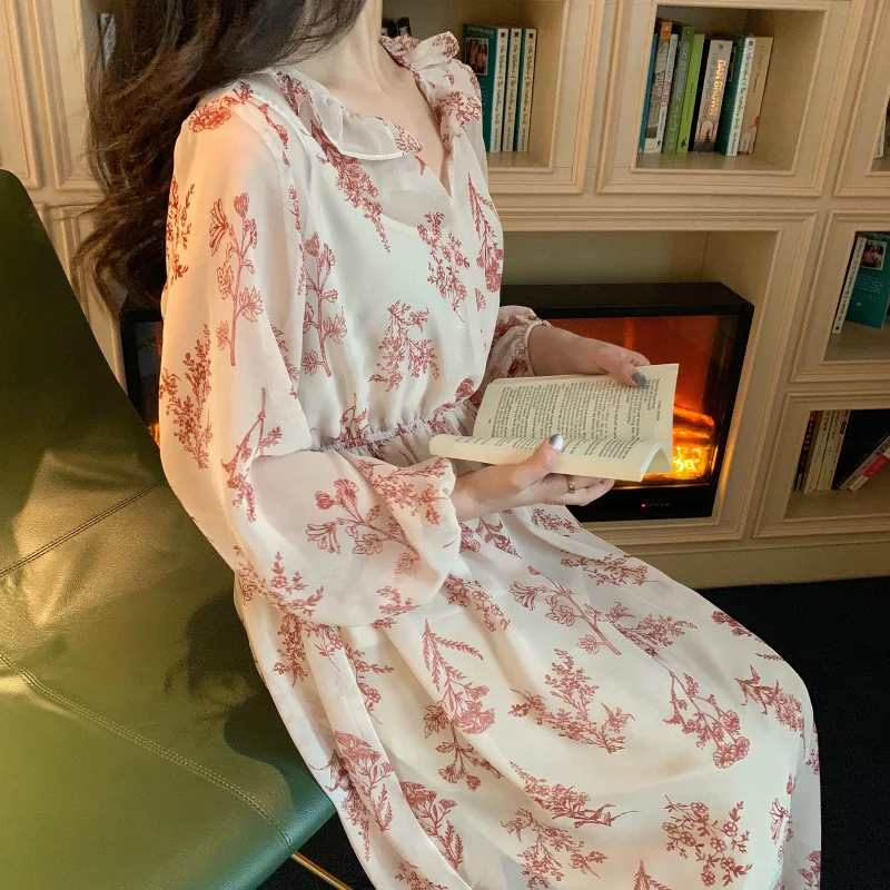 

Gentle floral v-neck long sleeve Elastic waist dress mori girl Spring autumn
