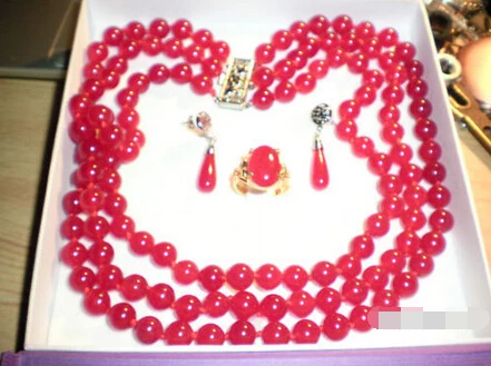 

1863 LOVELY RED JADE BEAD JEWELLERY SET,NECKLACE,EARRINGSNEW
