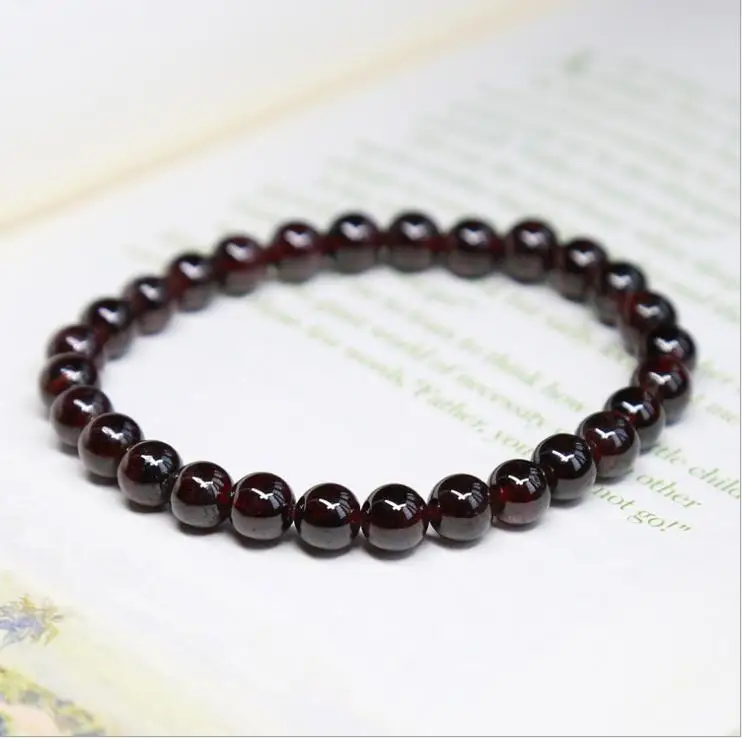 

Natural Garnet Bracelet Garnet Bead Wine Red Garnet Single Ring Bracelet