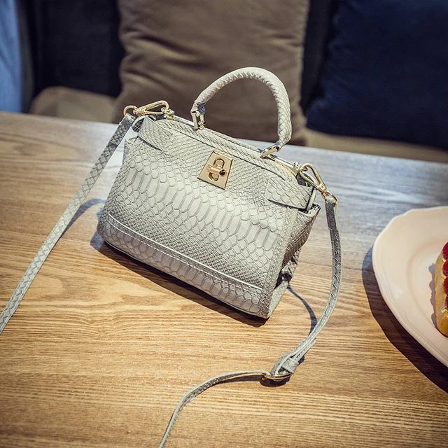 2017 Women Small Bag Female Fashion Designer Handbags High Quality 2017 Women Small Bag Female Fashion Designer Handbags High Quality Crocodile Winter Shoulder Top