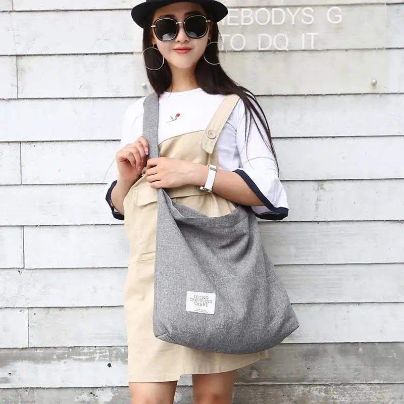 

Korean literary canvas bag tide female simple large capacity bills shoulder diagonal college students wild retro canvas bag