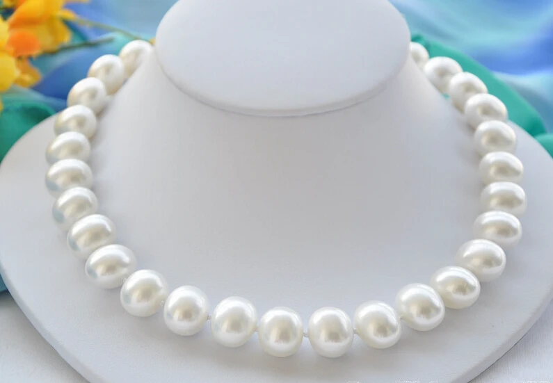 

z5392 17" 13x15mm egg white SOUTH SEA SHELL PEARL NECKLACE