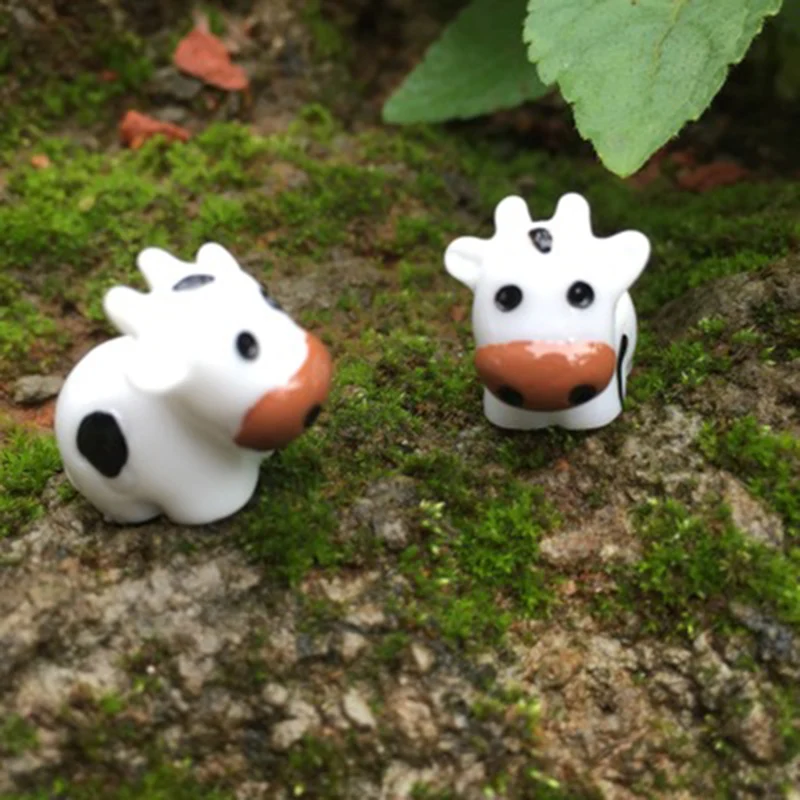 

ZOCDOU 2 Pieces Milch Milk Cow Dairy Cattle Australia Spain USA Small Statue Little Figurine Crafts Figure Ornament Miniatures