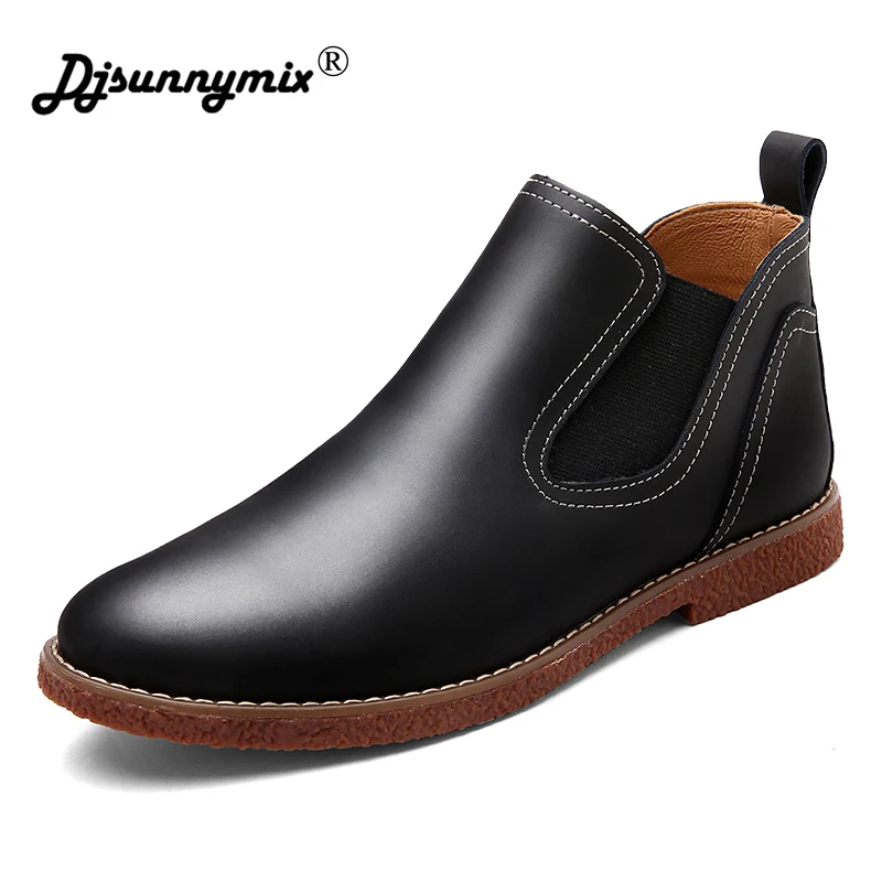 

DJSUNNYMIX Brand Chelsea Boots Men Genuine Leather Men Boots Ankle Elastic Band Mens Boots Fashion footwear