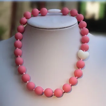 

NEW silicone teething necklace DIY Handmade silicone chew heart beads necklace baby teethers Necklace