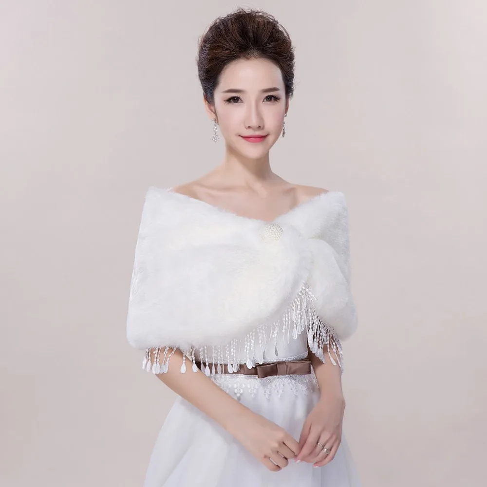 US $23.73 |Günstige Bolero Brautverpackungen mit Quasten Hochzeit Cape Faux Pelz Elegante Damen Abend Hochzeit Schalshrug Boleros faux pelzstola in US $23.73 |Günstige Bolero Brautverpackungen mit Quasten Hochzeit Cape Faux Pelz Elegante Damen Abend Hochzeit Schalshrug Boleros faux pelzstola in