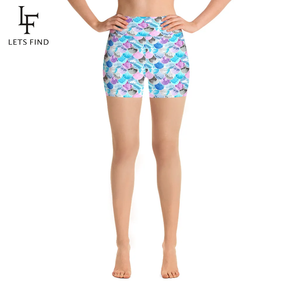 

LETSFIND Summer Fashion Colorful Fish Scales Print Women High Waist Plus Size Short Leggings Soft Comfortable Short Pants