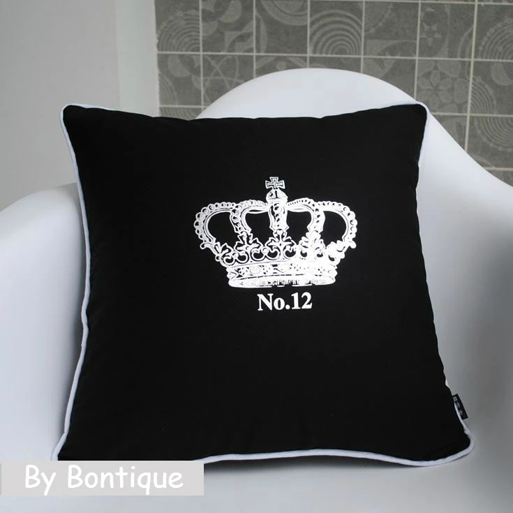 

Fancy Luxury Imperial Crown Cushion Cover Throw Pillow Case Black Decorative Crown Velvet Pillow Sham Room Sofa Decor Gift 18"