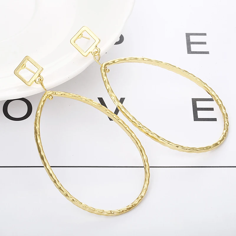 

E0495Luxury Metal Earrings For Aretes Largos Baroque Big Long Earrings For Women Pendantes Water Drop Dangling Earrings