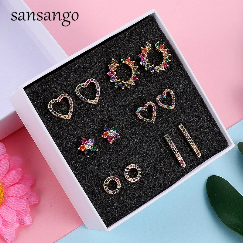 

Round Love Heart Inlaid Zircon Shine Gold Color Copper Crystal Stud Earrings For Women Female Elegant Tear Earrring Jewelry Gift