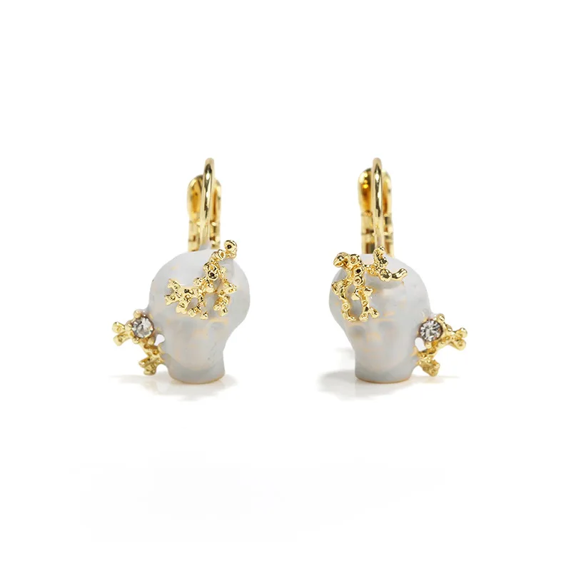 

Contracted earrings golden coral white wax ear hook ear clip