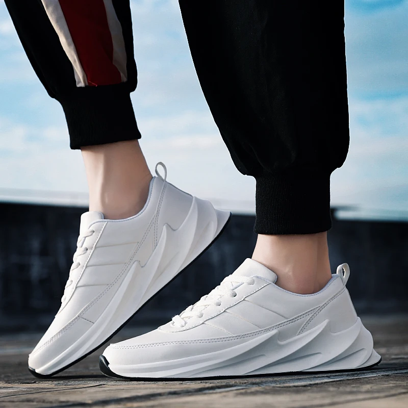 

2019 High Quality Men Casual Shoes Comfortable Sneakers For Male Shock Absorption Men Blade sole Shark shoes chaussure homme