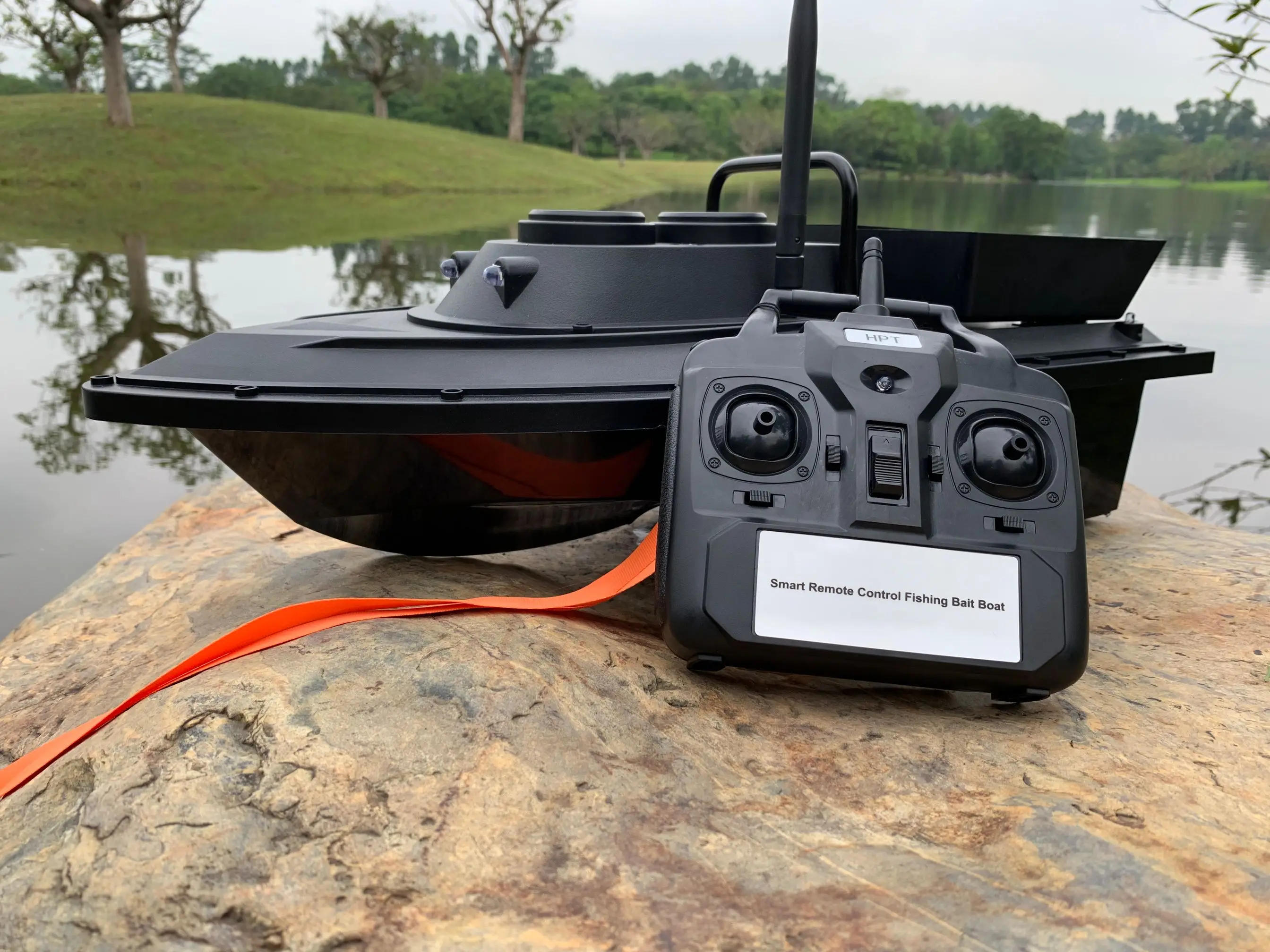 remote bait boat