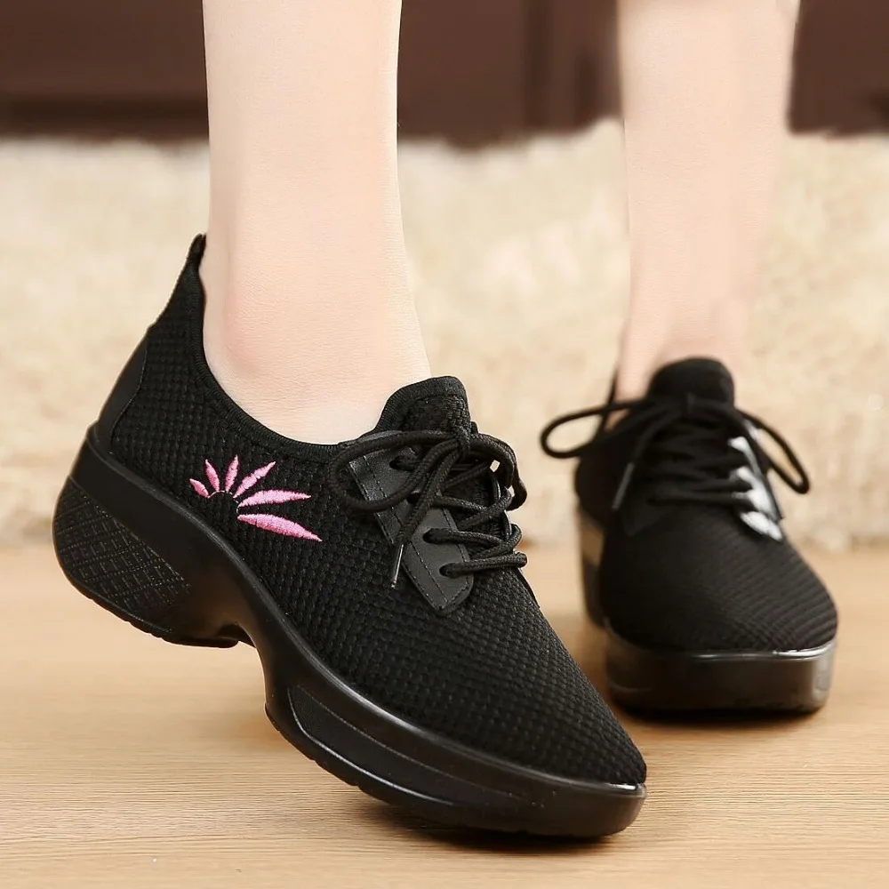 Sneakers Women Flats Vulcanize Shoes Platform Wedge Ladies Flexible