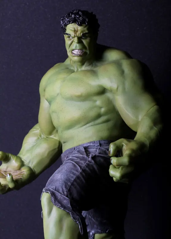 Avengers Figure Hulk  The Green Scar Big Size Super Cool 24 PVC Toys Free Shipping