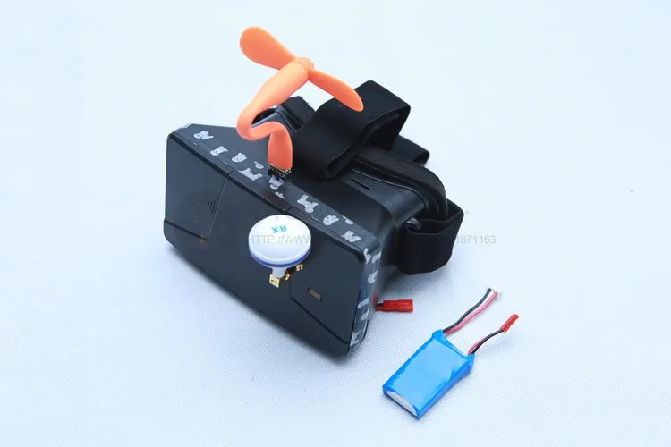 

FPV video goggles 4.3-inch 5.8G built-in video transmission receiver 8 / 32 frequencies for DIY cross racing mini drone QAV250