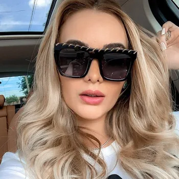 

New 2019 Fashion Brand Designer Flat Top Sunglasses Women Square Perforated Chain Sun Glasses Female Vintage Sunglass Men Points