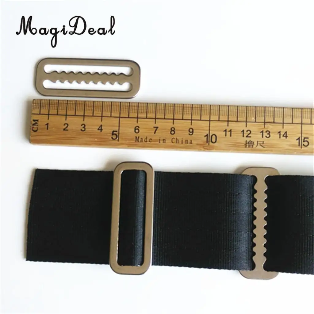 Durable 4pcs 316 Stainless Steel Weight Belt Weightlifting Belt Keeper for Scuba Divers and Snorkelers Swimming Diving Accessory