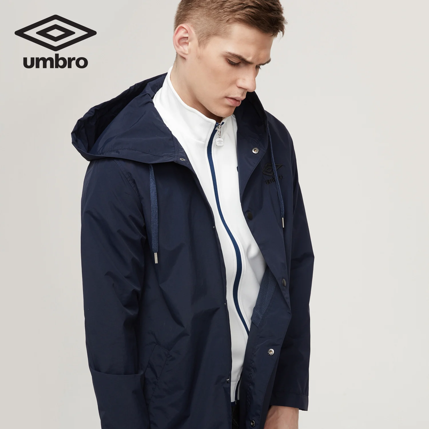 Umbro Новое мужское ветрозащитное пальто с капюшоном, спортивная куртка на молнии с длинным рукавом, спортивная одежда UI173AP2223